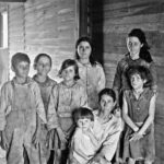 walker_evans_-_frank_tengle_family_hale_county_alabama._sharecroppers_1936.jpg